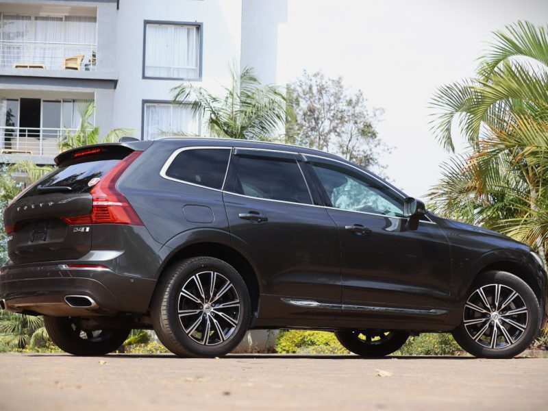 2018 Volvo XC60 D4 Polestar (Grey, Sunroof) for Sale in Nairobi, Kenya