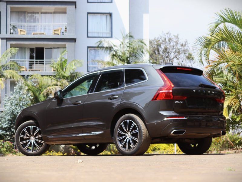2018 Volvo XC60 D4 Polestar (Grey, Sunroof) for Sale in Nairobi, Kenya