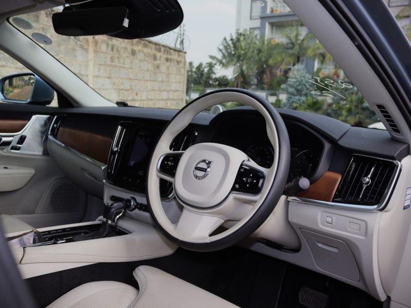 π 2018 Volvo S90 T6 Inscription β Blue | Luxury Executive Sedan for Sale in Nairobi, Kenya