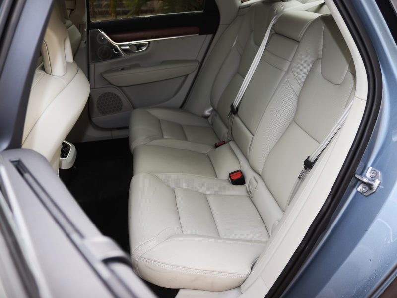 π 2018 Volvo S90 T6 Inscription β Blue | Luxury Executive Sedan for Sale in Nairobi, Kenya