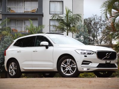 β‘ 2018 Volvo XC60 Momentum D4 β Pure Scandinavian Elegance