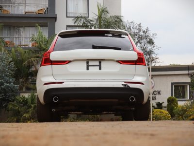 β‘ 2018 Volvo XC60 Momentum D4 β Pure Scandinavian Elegance