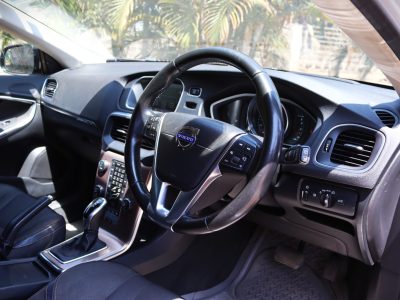 2014 Volvo V40 Cross Country White β Rugged Elegance Meets Scandinavian Safety
