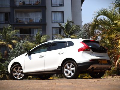 2014 Volvo V40 Cross Country White β Rugged Elegance Meets Scandinavian Safety