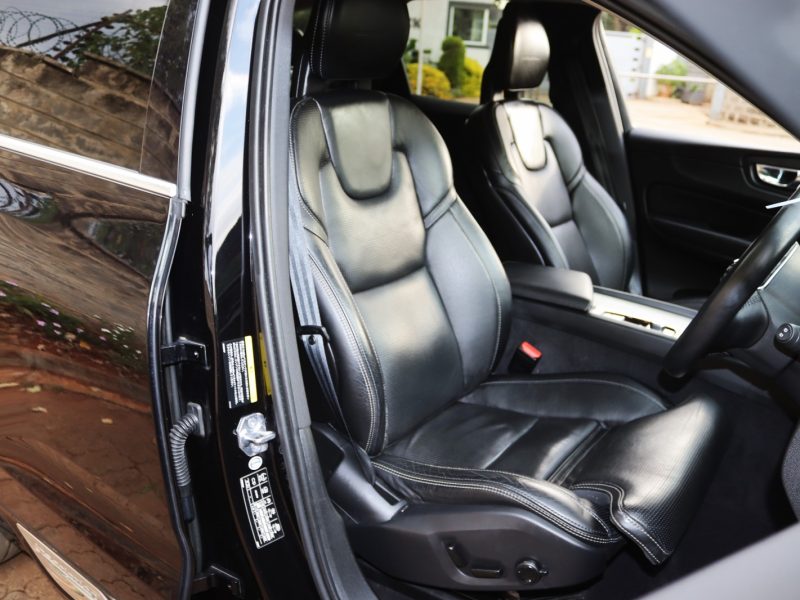 🚘 2018 Volvo XC60 D4 Inscription – Black