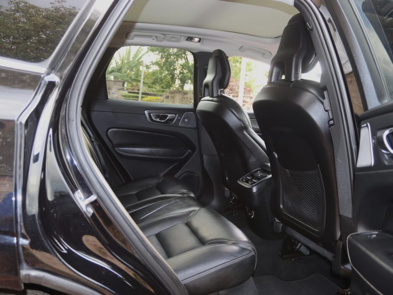 🚘 2018 Volvo XC60 D4 Inscription – Black