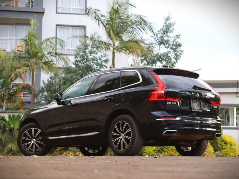 🚘 2018 Volvo XC60 D4 Inscription – Black