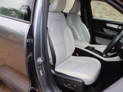 π 2018 Volvo XC40 Grey | 2000CC Petrol | Luxury Compact SUV