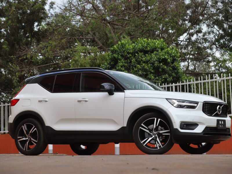 π 2018 Volvo XC40 β White | 2000CC Petrol | Compact Luxury SUV