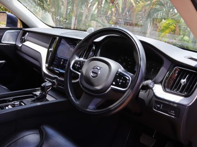 💙 2018 Volvo XC60 D4 Inscription – Blue | Elegant Diesel Luxury SUV