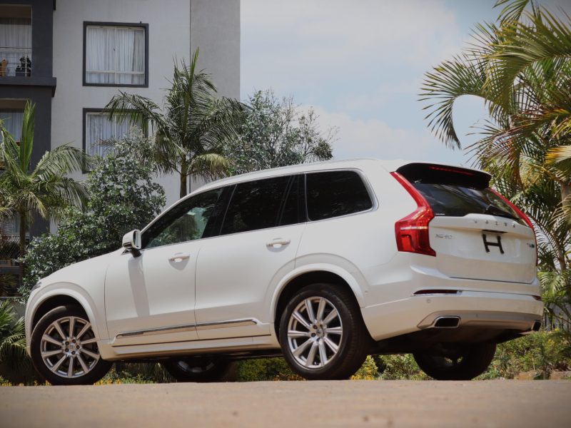 ⚪ 2018 Volvo XC90 T6 – White | The Flagship Luxury SUV That Defines Elegance