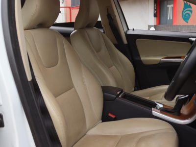 🚙 VOLVO XC60 D4 | YOM 2017 | 2000CC DIESEL | ELEGANCE REDEFINED 🚙