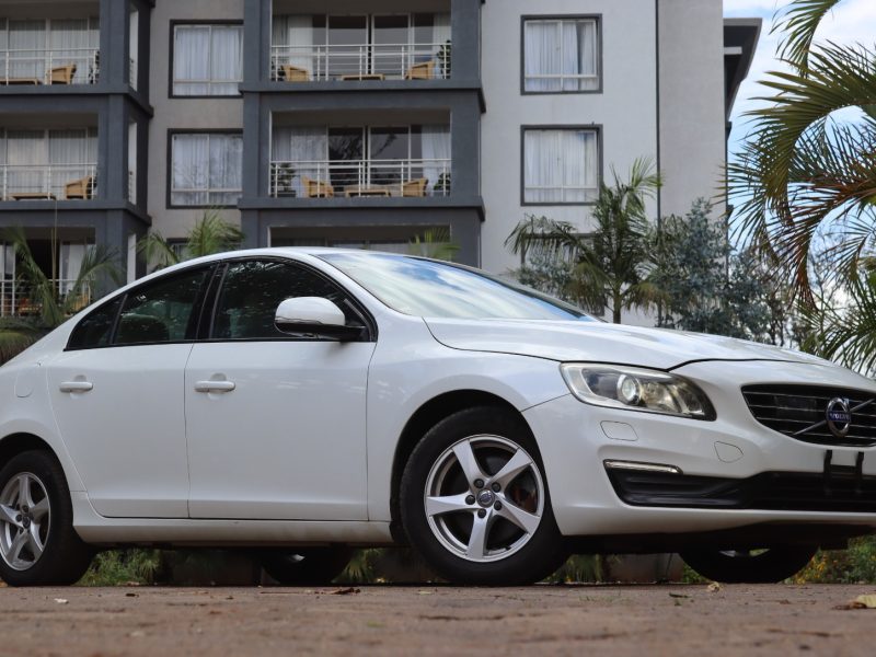 🤍 VOLVO S60 D4 2018 | SCANDINAVIAN LUXURY MEETS DIESEL POWER 🤍