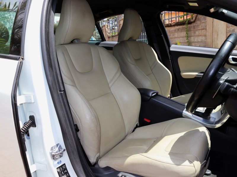 🤍 VOLVO S60 D4 2018 | SCANDINAVIAN LUXURY MEETS DIESEL POWER 🤍