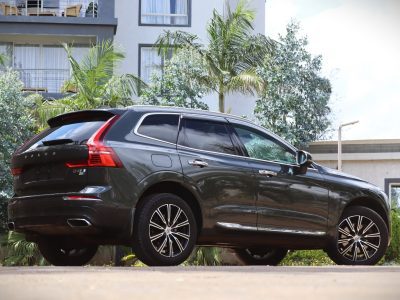 💚 2019 VOLVO XC60 D4 POLESTAR — UNLEASHED IN STUNNING JUNGLE GREEN 🌿✨