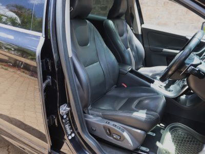 🖤 2015 VOLVO XC60 D4 | POWER, ELEGANCE & SAFETY REDEFINED 🇸🇪✨