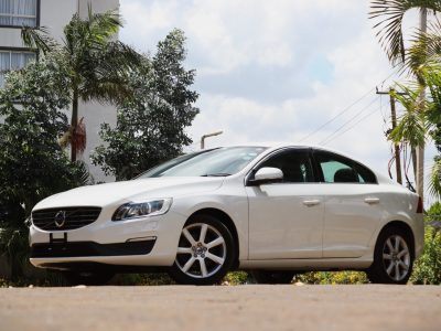 ⚪ 2018 VOLVO S60 D4 – WHITE | EXECUTIVE SEDAN • DIESEL-TURBO • SCANDINAVIAN LUXURY