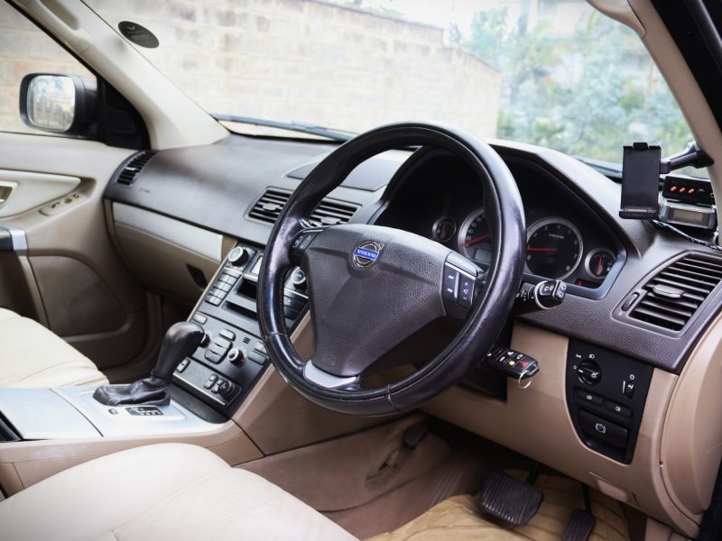 ⚪ 2012 VOLVO XC90 – 2500CC PETROL TURBO • 7-SEATER • LUXURY FAMILY SUV