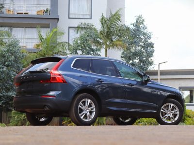 🔵 2018 VOLVO XC60 MOMENTUM D4 – BLUE | 2000CC DIESEL TURBO • LUXURY • EFFICIENCY • SAFETY