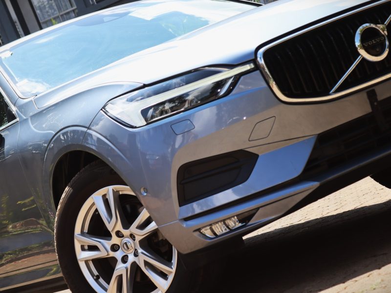 💙 VOLVO XC60 – 2018 | Elegant Blue SUV with 2000CC Diesel Twin-Turbo Power Luxury • Performance • Scandinavian Design
