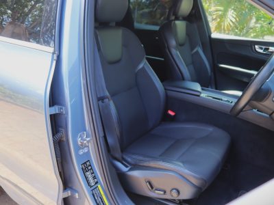 💙 VOLVO XC60 – 2018 | Elegant Blue SUV with 2000CC Diesel Twin-Turbo Power Luxury • Performance • Scandinavian Design