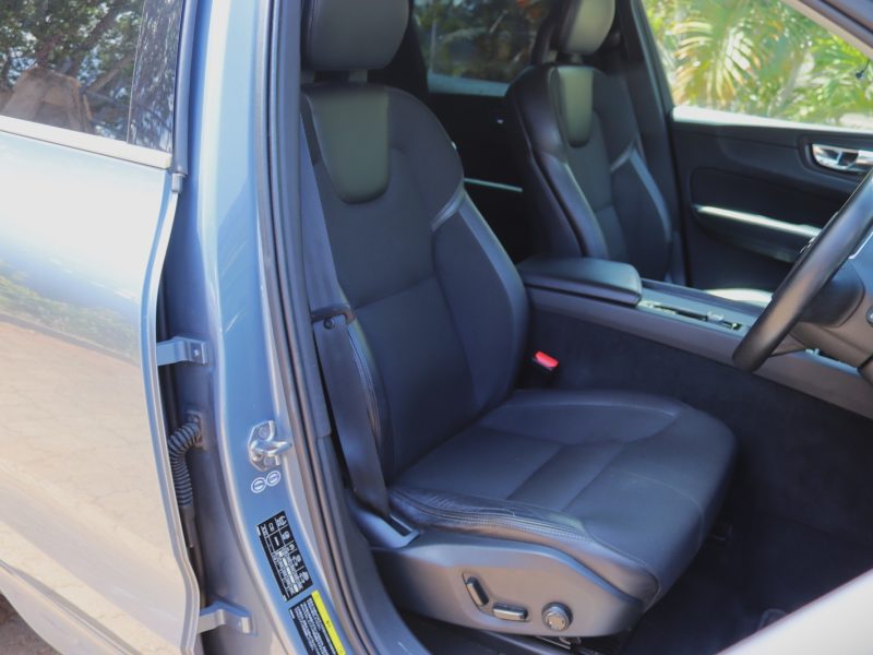 💙 VOLVO XC60 – 2018 | Elegant Blue SUV with 2000CC Diesel Twin-Turbo Power Luxury • Performance • Scandinavian Design