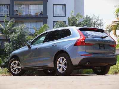 💙 VOLVO XC60 – 2018 | Elegant Blue SUV with 2000CC Diesel Twin-Turbo Power Luxury • Performance • Scandinavian Design