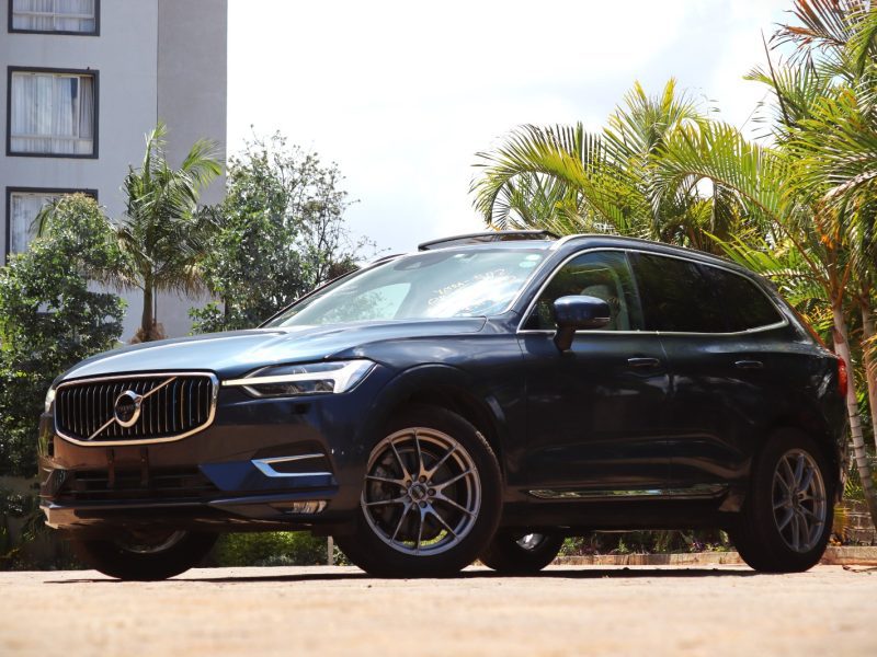 💙 VOLVO XC60 – YOM 2018 | Elegant Blue with Sunroof & 2000CC Diesel Twin-Turbo Power