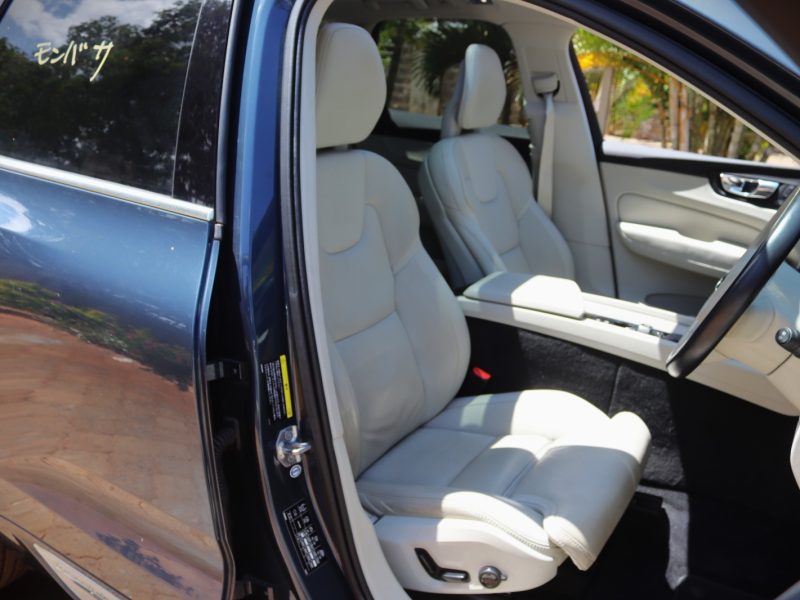 💙 VOLVO XC60 – YOM 2018 | Elegant Blue with Sunroof & 2000CC Diesel Twin-Turbo Power