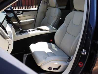 💙 VOLVO XC60 – YOM 2018 | Elegant Blue with Sunroof & 2000CC Diesel Twin-Turbo Power