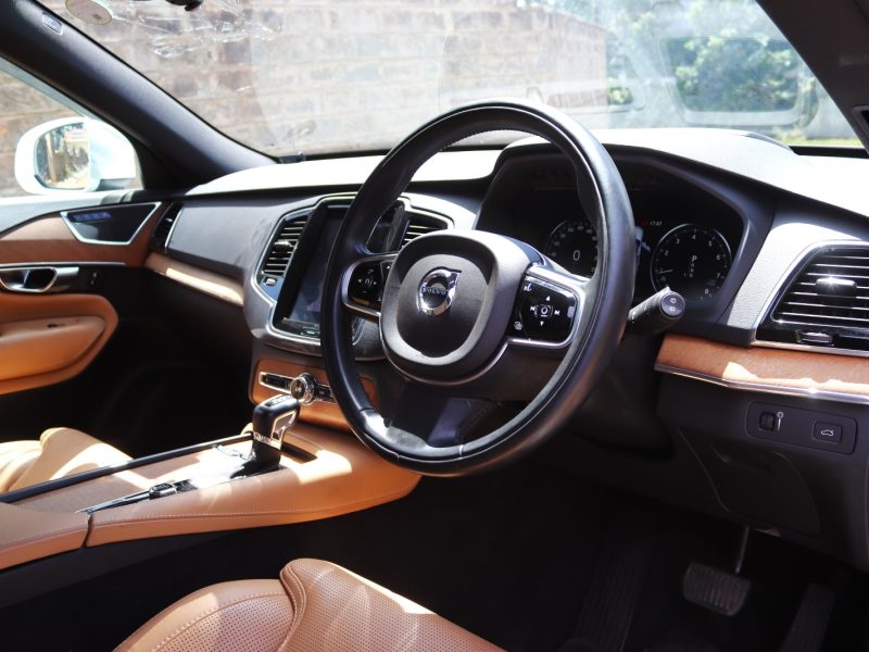 🤍 2018 VOLVO XC90 T6 – WHITE | 2000CC PETROL TWIN-TURBO • LUXURY 7-SEATER SUV • FLAGSHIP VOLVO