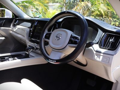 🤍 2018 VOLVO XC60 INSCRIPTION – WHITE | 2000CC DIESEL TURBO • PANORAMIC SUNROOF • HARMAN KARDON AUDIO