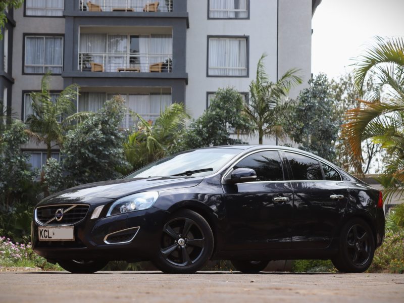 🔵 2012 VOLVO S60 T4 – BLUE | 1600CC PETROL TURBO • SCANDINAVIAN LUXURY • SPORTY EXECUTIVE SEDAN