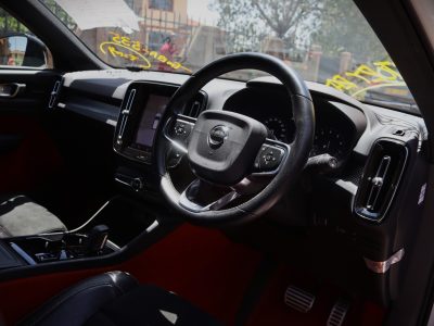 🚗 WHITE 2020 VOLVO XC40 R-DESIGN – 2000CC PETROL TURBO | SPORTY • LUXURY • PERFORMANCE