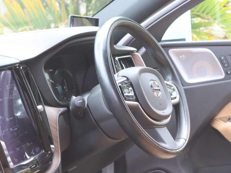 🚙 2020 VOLVO XC60 T8 – NEW MODEL 2000CC Petrol Turbo Plug-In Hybrid • Elegant White • Ultimate Luxury SUV