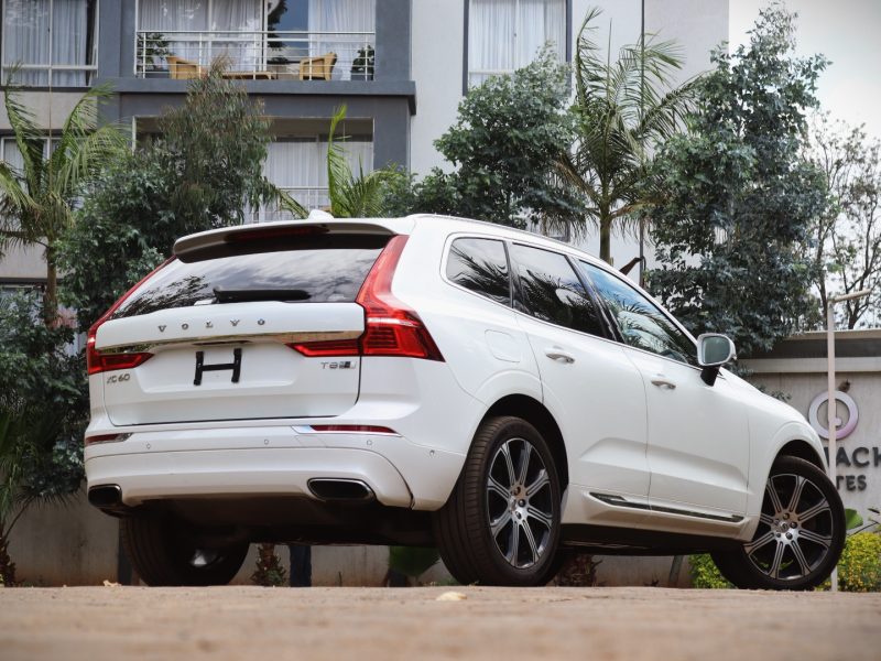 🚙 2020 VOLVO XC60 T8 – NEW MODEL 2000CC Petrol Turbo Plug-In Hybrid • Elegant White • Ultimate Luxury SUV