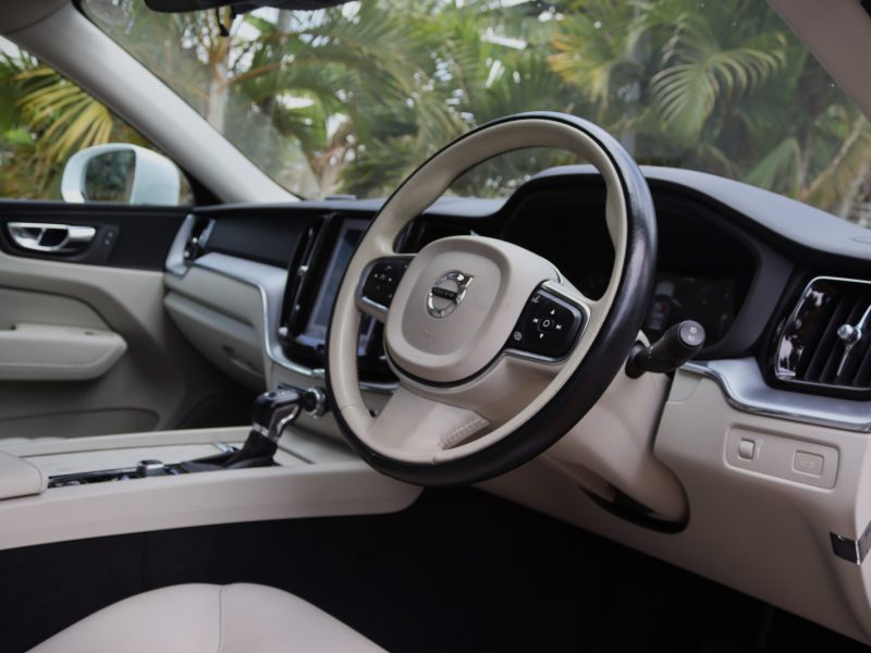 🚙 2019 VOLVO XC60 D4 MOMENTUM – 2000CC DIESEL TURBO • LUXURY SUV • SCANDINAVIAN DESIGN