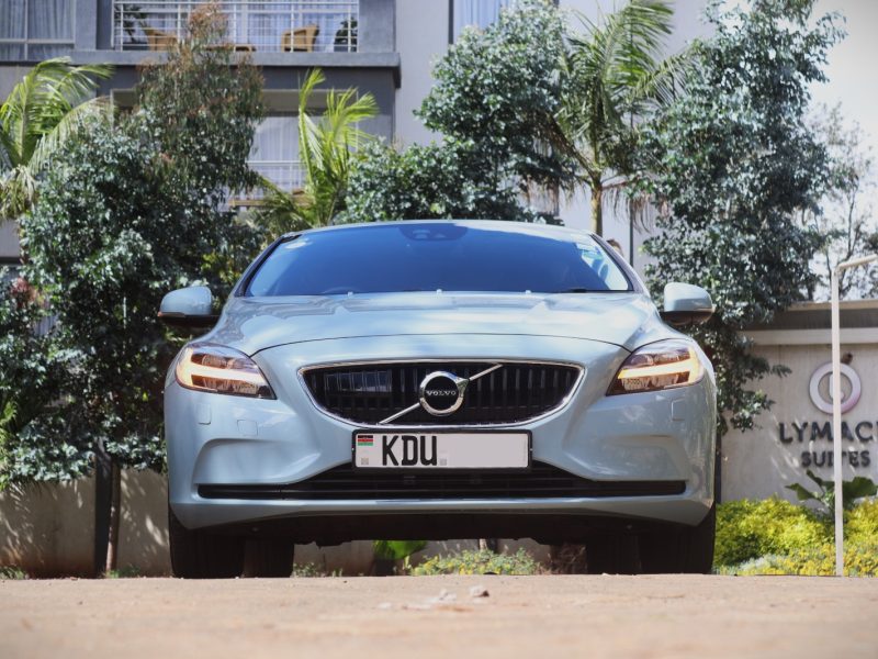 🚗 2017 VOLVO V40 T2 – 1500CC PETROL TURBO • LUXURY • COMPACT HATCHBACK