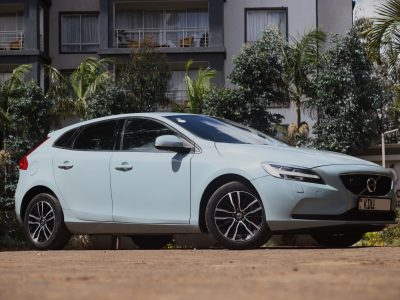 🚗 2017 VOLVO V40 T2 – 1500CC PETROL TURBO • LUXURY • COMPACT HATCHBACK