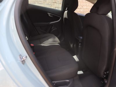 🚗 2017 VOLVO V40 T2 – 1500CC PETROL TURBO • LUXURY • COMPACT HATCHBACK