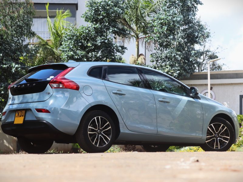 🚗 2017 VOLVO V40 T2 – 1500CC PETROL TURBO • LUXURY • COMPACT HATCHBACK