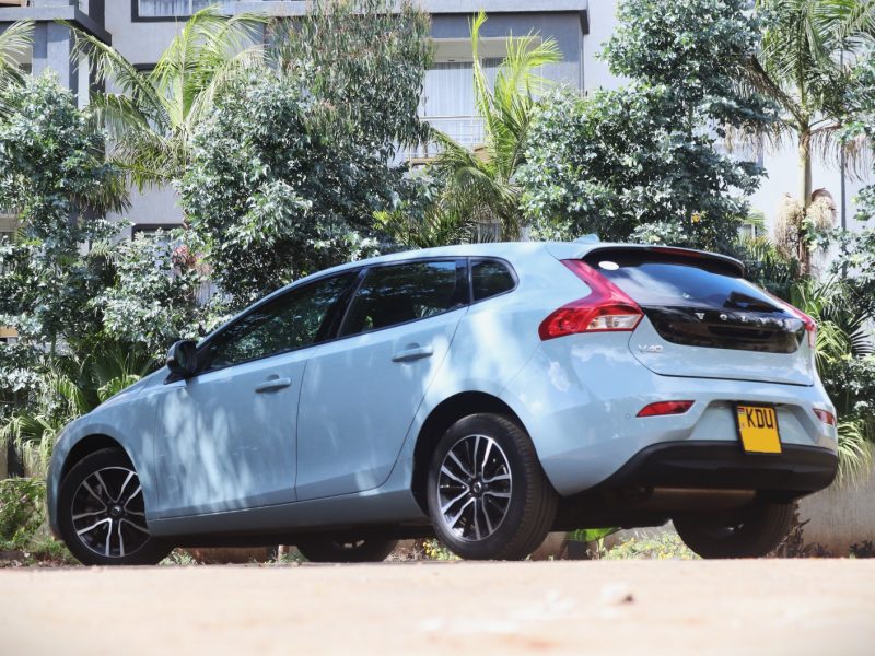 🚗 2017 VOLVO V40 T2 – 1500CC PETROL TURBO • LUXURY • COMPACT HATCHBACK