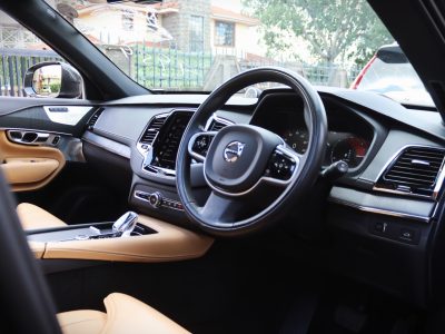 🚗 2021 VOLVO XC90 B6 – 2000CC PETROL TWIN-TURBO • 7 SEATER • PANORAMIC SUNROOF