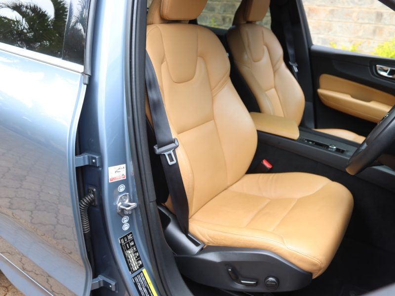 🚗 2019 VOLVO XC60 D4 – 2000CC DIESEL TURBO • PREMIUM SUV