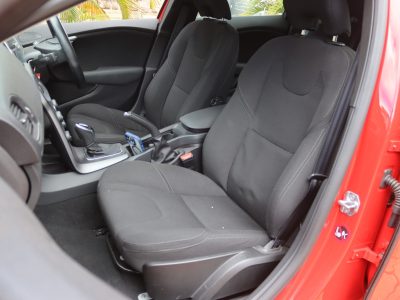 🚗 2019 VOLVO V40 T3 – RED • TURBO • HARMAN KARDON • COMPACT LUXURY