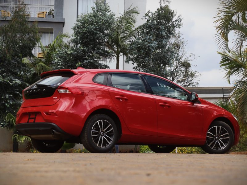 🚗 2019 VOLVO V40 T3 – RED • TURBO • HARMAN KARDON • COMPACT LUXURY