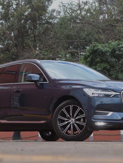 SUV