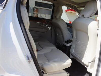 🚗 2019 VOLVO XC90 T8 INSCRIPTION – ELEGANT WHITE • 2000CC TWIN-CHARGED PLUG-IN HYBRID • ULTRA-LUXURY 7-SEATER SUV
