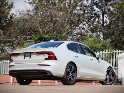 🚗 2020 VOLVO S60 T5 INSCRIPTION – ELEGANT BRONZE • 2000CC PETROL TURBO • EXECUTIVE LUXURY SEDAN