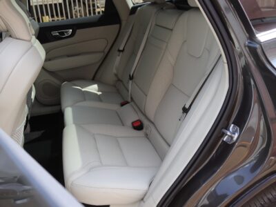 🚗 2020 VOLVO XC60 D4 NEW MODEL – 2000CC TURBO DIESEL • PANORAMIC SUNROOF • HARMAN KARDON • LUXURY SUV